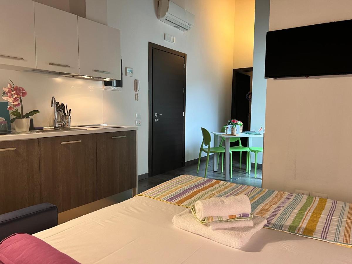 Bnbook Residence Matteotti Novare Extérieur photo
